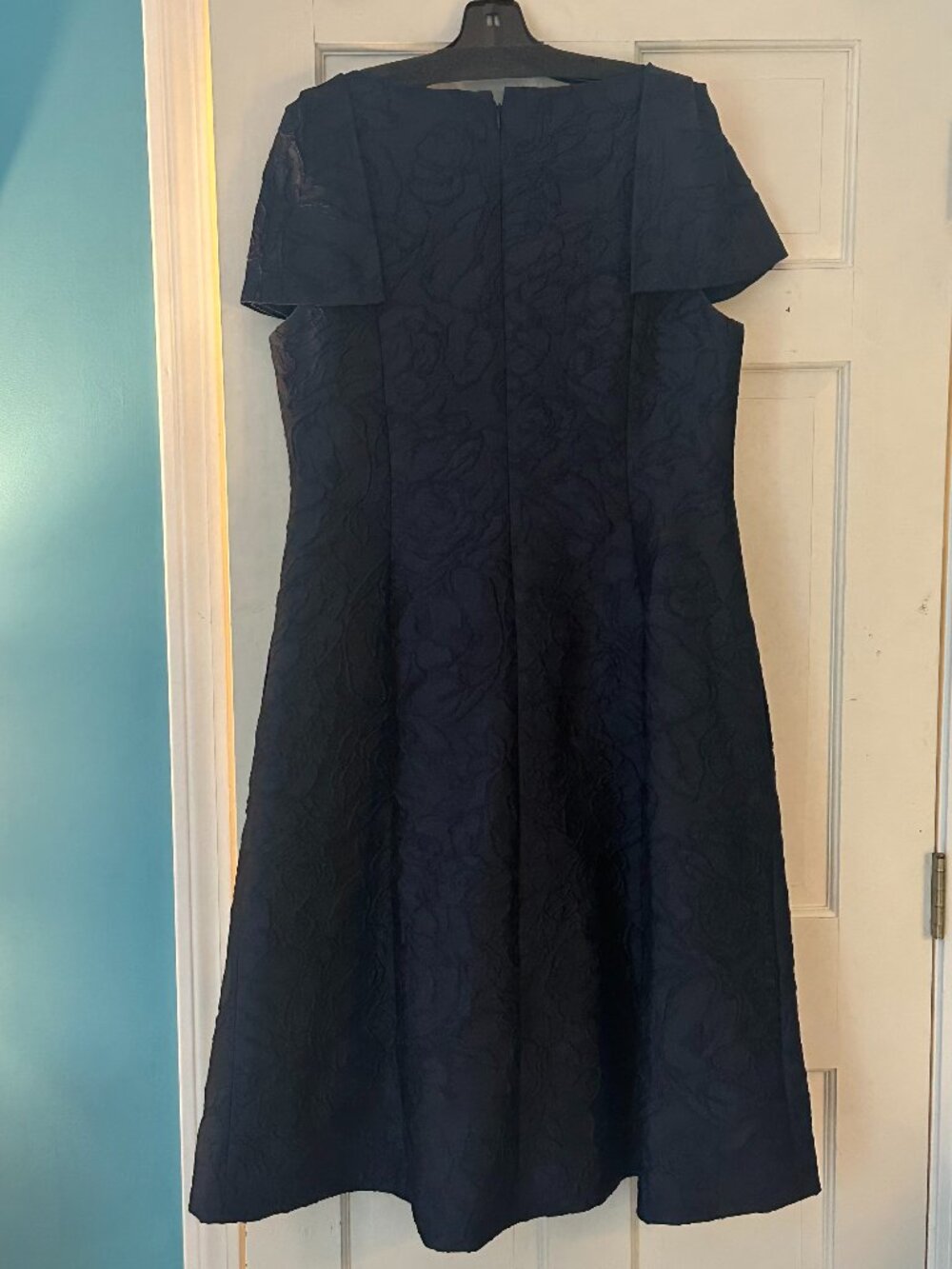 Teri Jon Rickie Freeman Navy Jacquard Capelet Midi Dress Size 16 - Picture 2 of 3